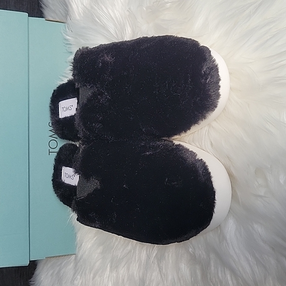 Toms Alpargata Mallow Mule - Black Faux Fur - Picture 2 of 8